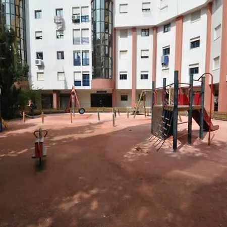 Appartement Pool Metro Garage *