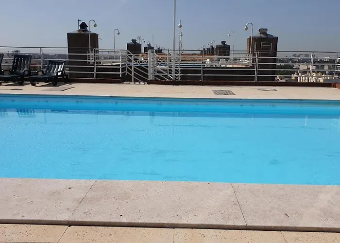 Lägenhet Apart Lisbon Pool Metro Garage *