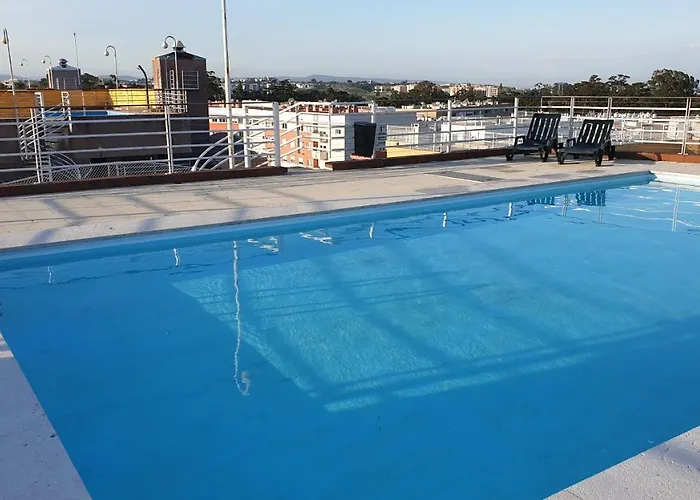 Apart Lisbon Pool Metro Garage Lägenhet *