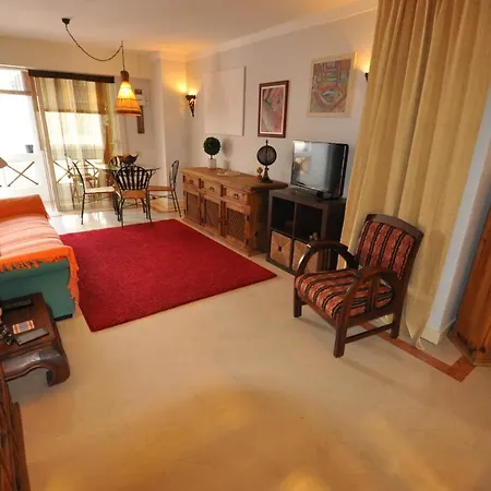 Apart Lisbon Pool Metro Garage * Lisboa