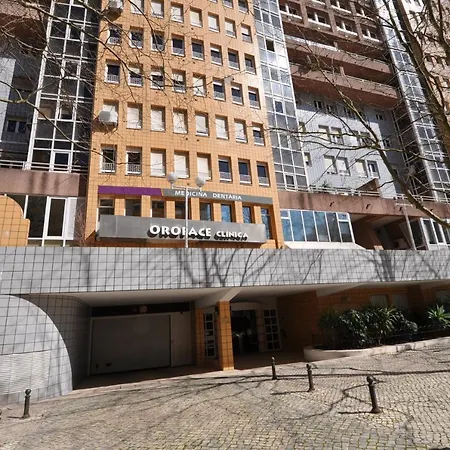 Apart Lisbon Pool Metro Garage * Lisboa