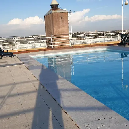 Apart Lisbon Pool Metro Garage