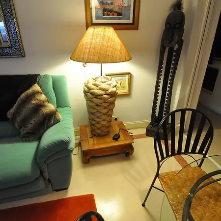 Apart Lisbon Pool Metro Garage Lägenhet *